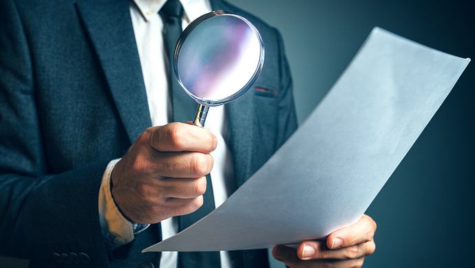 低溫試驗(yàn)箱如何維持恒定低溫條件？